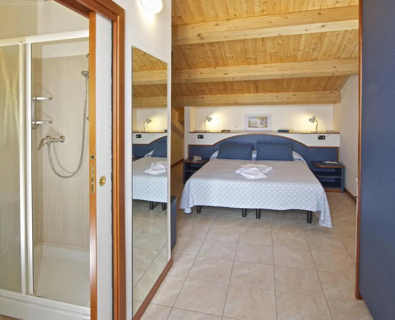 Hotel Torretta 카톨리카 아파트호텔